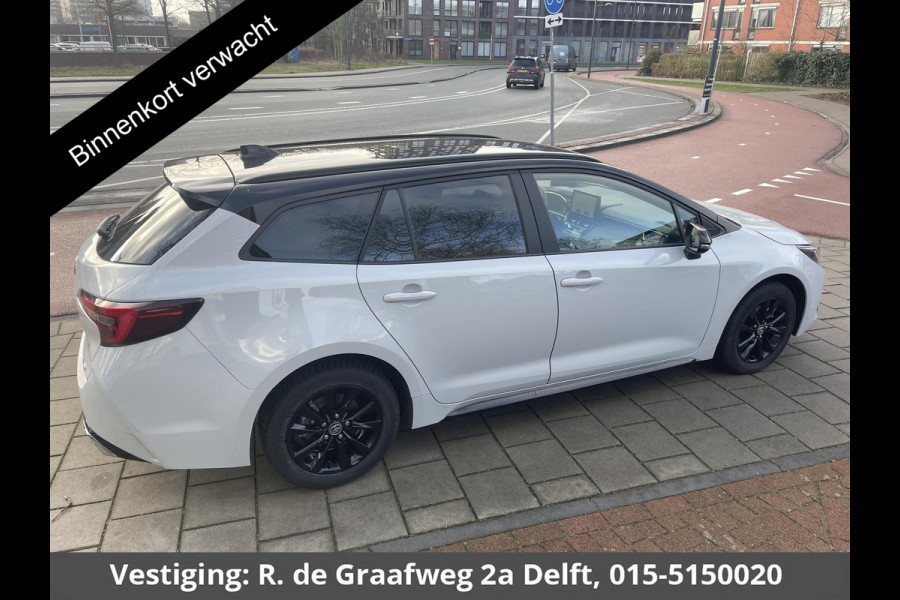 Toyota Corolla Touring Sports Hybrid 140 Active Bi-Tone | Stuur-& Stoelverwarming | Apple Carplay&AndroidAUTO | Adapt.Cruise control
