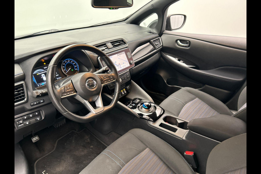 Nissan Leaf N-Connecta 40 kWh | Origineel Nederlands | 360 Camera Stuur/Stoelverwarming Adaptieve Cruise Navigatie