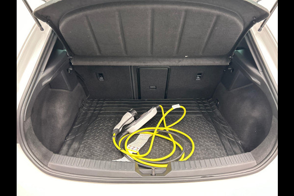 CUPRA Leon 1.4 e-Hybrid VZ Business | PHEV | Stoel/Stuur Verwarming Carplay Keyless Camera