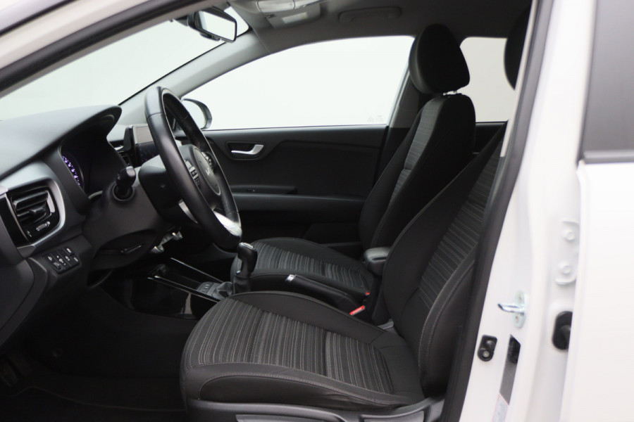 Kia Stonic 1.0 T-GDi MHEV DynamicPlusLine Climate, Camera, Apple Carplay, Cruise, Keyless, DAB, Trekhaak, 16''