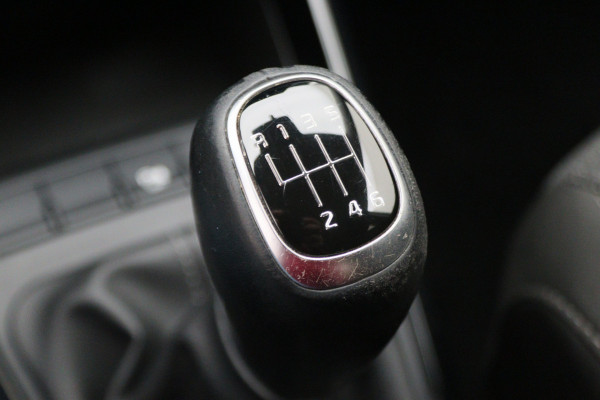 Kia Stonic 1.0 T-GDi MHEV DynamicPlusLine Climate, Camera, Apple Carplay, Cruise, Keyless, DAB, Trekhaak, 16''