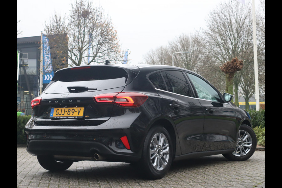 Ford Focus 1.0 EcoBoost Hybrid Titanium