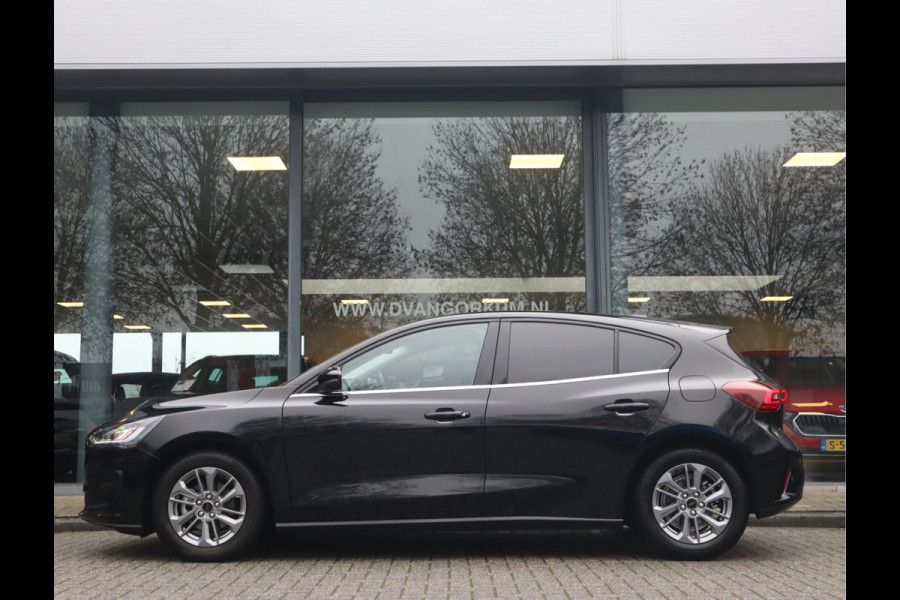 Ford Focus 1.0 EcoBoost Hybrid Titanium