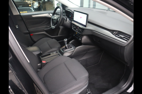 Ford Focus 1.0 EcoBoost Hybrid Titanium