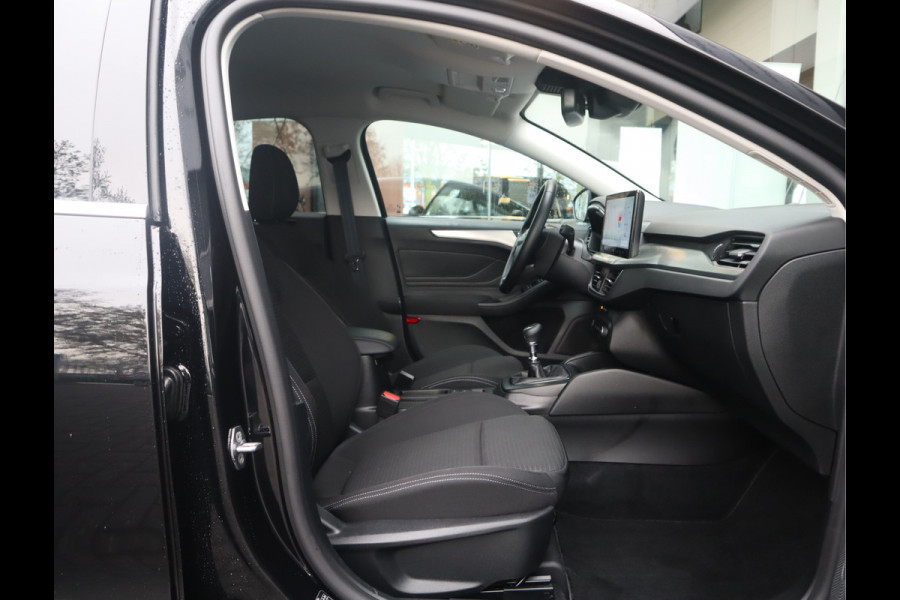 Ford Focus 1.0 EcoBoost Hybrid Titanium