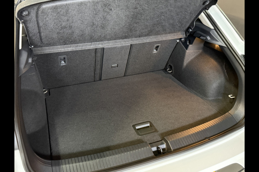 Volkswagen T-Roc 1.5 TSI Style | Adaptive Cruise control | Apple Carplay | IQ Light