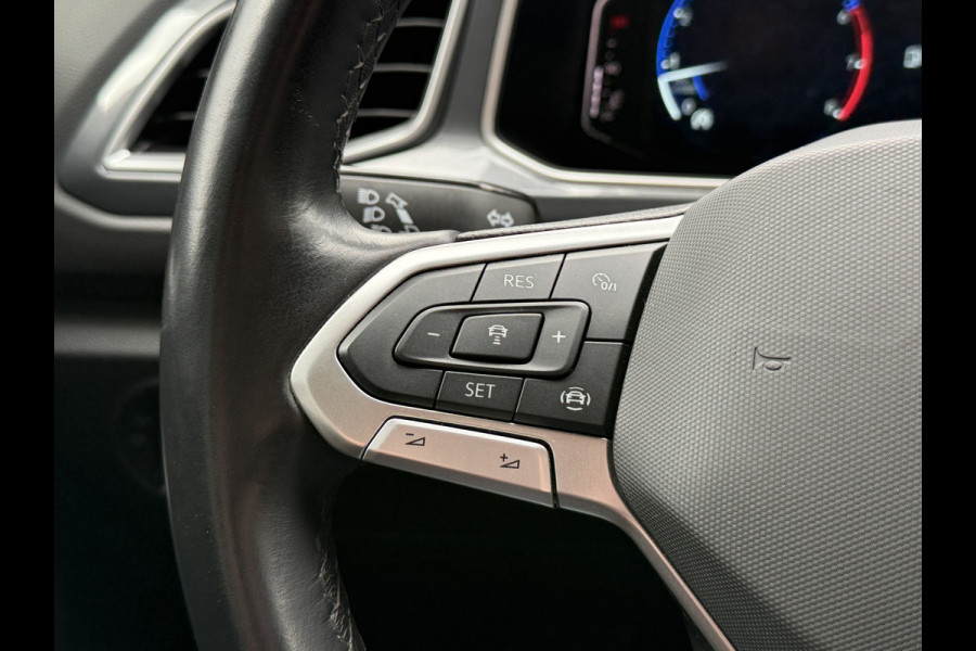 Volkswagen T-Roc 1.5 TSI Style | Adaptive Cruise control | Apple Carplay | IQ Light