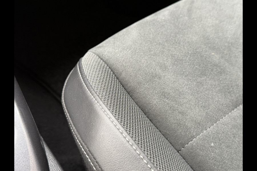 Volkswagen T-Roc 1.5 TSI Style | Adaptive Cruise control | Apple Carplay | IQ Light