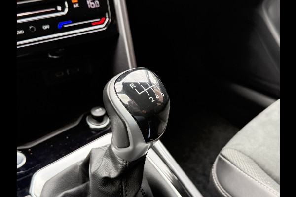 Volkswagen T-Roc 1.5 TSI Style | Adaptive Cruise control | Apple Carplay | IQ Light