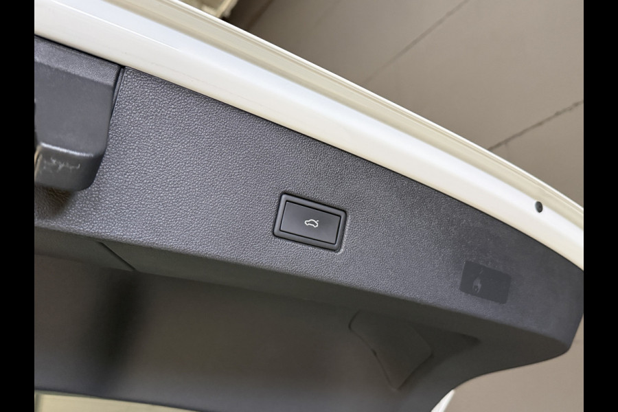 Volkswagen T-Roc 1.5 TSI Style | Adaptive Cruise control | Apple Carplay | IQ Light