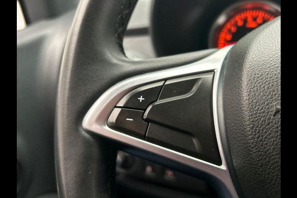 Dacia Lodgy 1.2 TCe Série Limitée Stepway 5p. | Trekhaak | Cruise Control Camera Navigatie