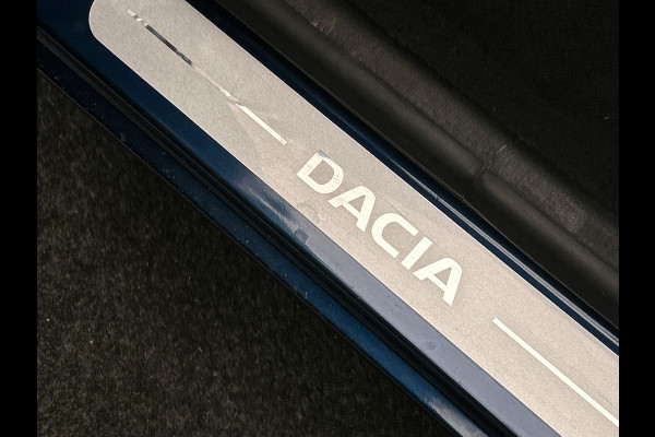 Dacia Lodgy 1.2 TCe Série Limitée Stepway 5p. | Trekhaak | Cruise Control Camera Navigatie