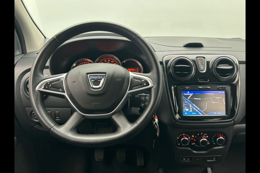 Dacia Lodgy 1.2 TCe Série Limitée Stepway 5p. | Trekhaak | Cruise Control Camera Navigatie