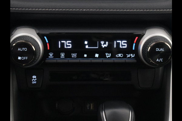 Toyota RAV4 2.5 Hybrid Dynamic | Navigatie | Elektrische kofferbak | Apple Carplay & AndroidAUTO |