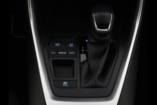 Toyota RAV4 2.5 Hybrid Dynamic | Navigatie | Elektrische kofferbak | Apple Carplay & AndroidAUTO |