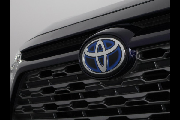 Toyota RAV4 2.5 Hybrid Dynamic | Navigatie | Elektrische kofferbak | Apple Carplay & AndroidAUTO |