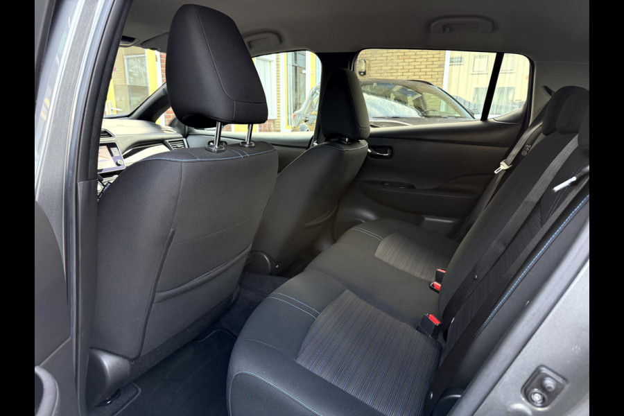 Nissan Leaf e+ N-Connecta 59 kWh SOH 94%, App Connect, 17''Lmv, Stoelverwarming