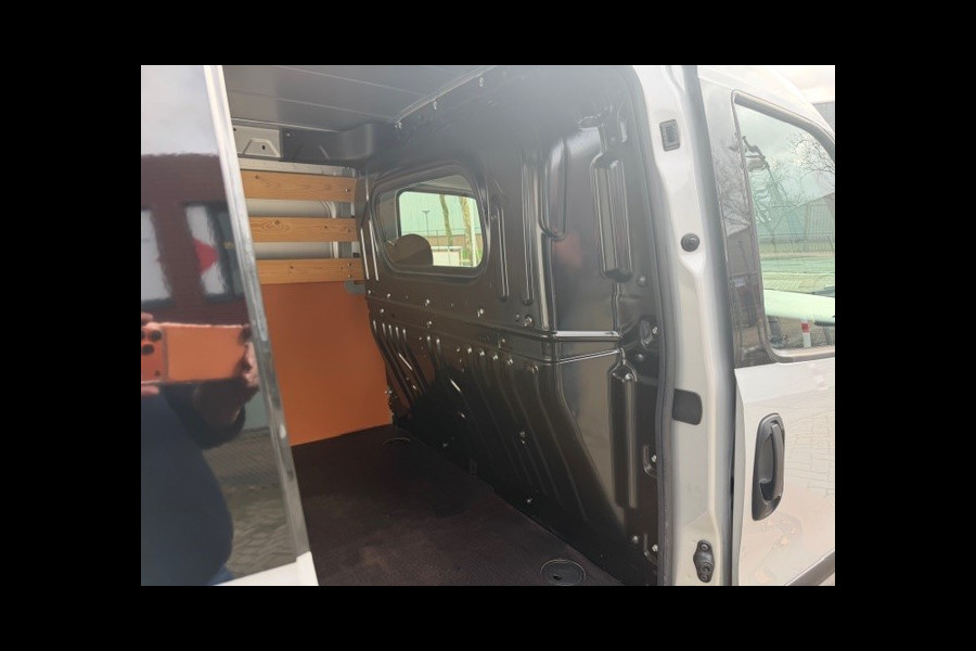 Fiat Doblò Cargo 1.4 T-Jet Natural Power L1H1 AIRCO I CNG I CAMERA INAVI I PDC I 1e EIGENAAR I COMPLETE ONDERHOUDSHISTORIE I