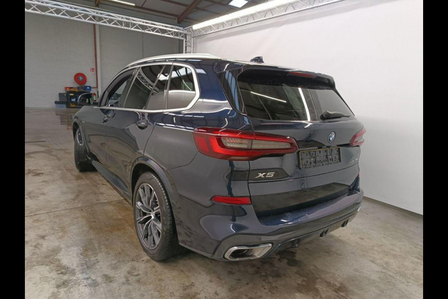 BMW X5 xDrive45e High Executive M Sport Panoramadak Harman Kardon PDC VA+ 360 Camera Head Up Display Trekhaak Leder Merino+ Elektr+Memory