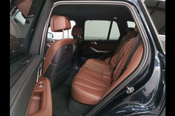 BMW X5 xDrive45e High Executive M Sport Panoramadak Harman Kardon PDC VA+ 360 Camera Head Up Display Trekhaak Leder Merino+ Elektr+Memory