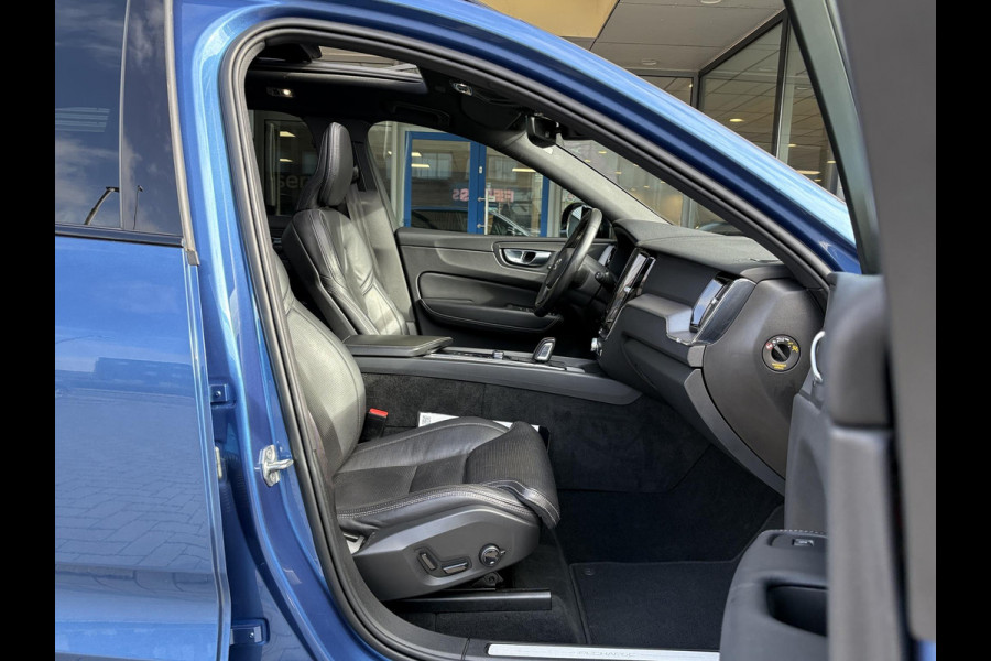 Volvo XC60 2.0 T6 Plug-in hybrid AWD R-Design | Wegklapbare Trekhaak | Elektrisch schuif-/kanteldak | ACC | Leder | Stoel- Verwarming & Ventilatie | Memory Seats | 360 Camera