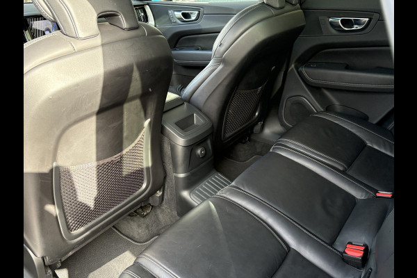 Volvo XC60 2.0 T6 Plug-in hybrid AWD R-Design | Wegklapbare Trekhaak | Elektrisch schuif-/kanteldak | ACC | Leder | Stoel- Verwarming & Ventilatie | Memory Seats | 360 Camera