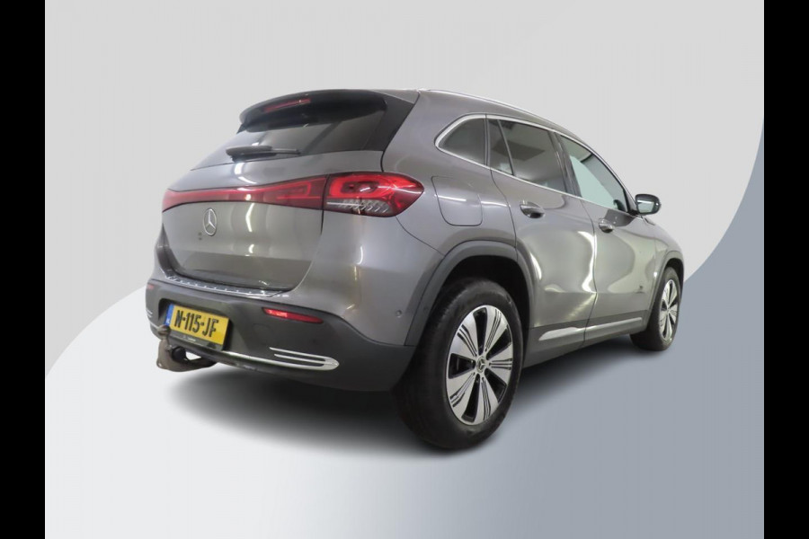 Mercedes-Benz EQA 250 Business Solution Luxury 67 kWh | 92750 km | Trekhaak | Panoramadak