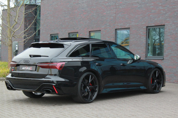 Audi A6 Avant RS 6 TFSI quattro