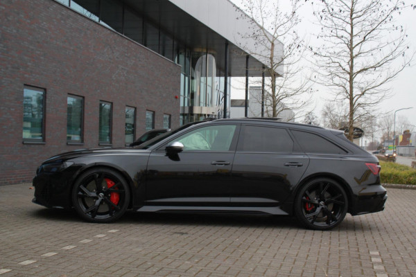 Audi A6 Avant RS 6 TFSI quattro