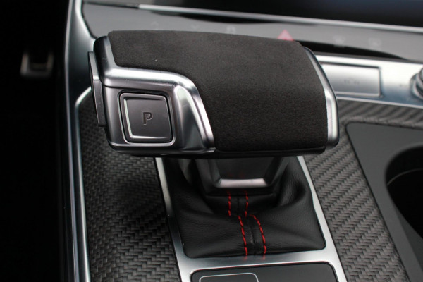 Audi A6 Avant RS 6 TFSI quattro