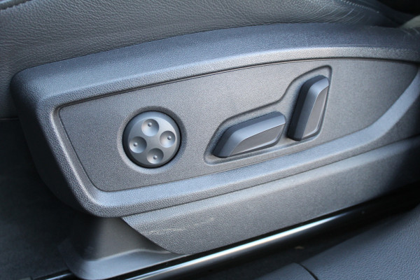 Audi Q5 50 TFSI e quattro S edition | Dealer Onderhouden | Bang & Olufsen | Trekhaak | 360 Camera | Leder