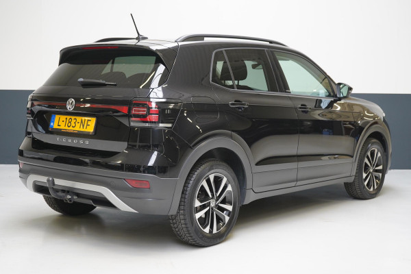 Volkswagen T-Cross 1.0 TSi 115pk United | Navigatie | Trekhaak | All-seasonbanden | Blind-Spot | Adaptive cruise