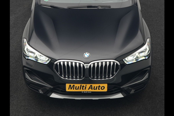 BMW X1 xDrive25e X Line Plug In Hybrid 221pk Dealer O.H. PHEV | Panodak | Head Up | Camera | Stuur Verwarmd | Lederen Sportstoelen Verwarmd | Hifi Audio | Adaptive LED | Sfeerverlichting | Cruise Control | Navigatie | DAB |
