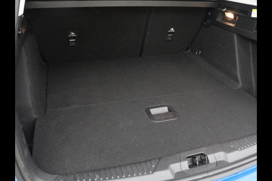 Ford Focus 1.0 EcoBoost Hybrid Trend Edition | 60.600km NAP | Trekhaak | Camera | Carplay | Navigatie | Full LED | Parkeerhulp | Airco | Cruise control | Bluetooth