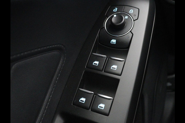 Ford Focus 1.0 EcoBoost Hybrid Trend Edition | 60.600km NAP | Trekhaak | Camera | Carplay | Navigatie | Full LED | Parkeerhulp | Airco | Cruise control | Bluetooth