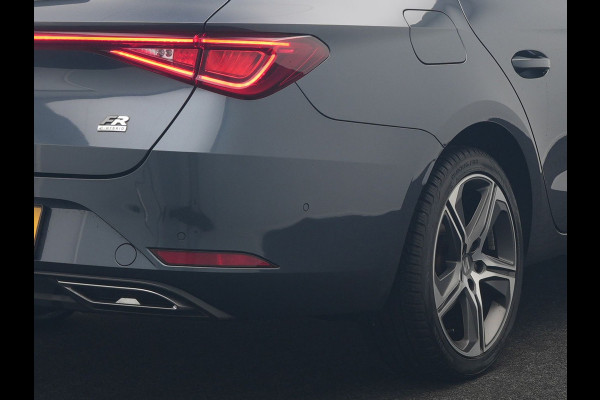 Seat Leon Sportstourer 1.4 TSI eHybrid FR Plug In Hybrid 204pk PHEV | Adaptive Cruise | Virtual | Camera | Keyless | Stuur & Stoelverwamring | 18"L.M | Apple Carplay | BLIS |