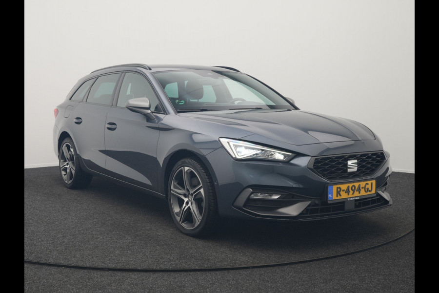 Seat Leon Sportstourer 1.4 TSI eHybrid FR Plug In Hybrid 204pk PHEV | Adaptive Cruise | Virtual | Camera | Keyless | Stuur & Stoelverwamring | 18"L.M | Apple Carplay | BLIS |