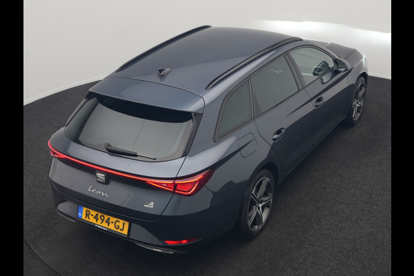Seat Leon Sportstourer 1.4 TSI eHybrid FR Plug In Hybrid 204pk PHEV | Adaptive Cruise | Virtual | Camera | Keyless | Stuur & Stoelverwamring | 18"L.M | Apple Carplay | BLIS |