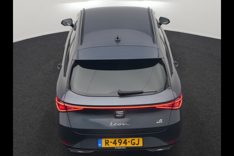 Seat Leon Sportstourer 1.4 TSI eHybrid FR Plug In Hybrid 204pk PHEV | Adaptive Cruise | Virtual | Camera | Keyless | Stuur & Stoelverwamring | 18"L.M | Apple Carplay | BLIS |
