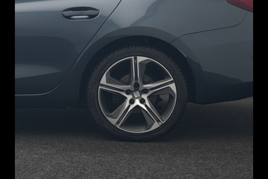 Seat Leon Sportstourer 1.4 TSI eHybrid FR Plug In Hybrid 204pk PHEV | Adaptive Cruise | Virtual | Camera | Keyless | Stuur & Stoelverwamring | 18"L.M | Apple Carplay | BLIS |