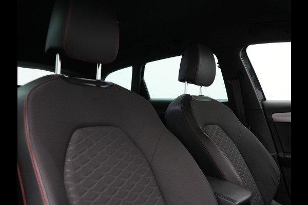 Seat Leon Sportstourer 1.4 TSI eHybrid FR Plug In Hybrid 204pk PHEV | Adaptive Cruise | Virtual | Camera | Keyless | Stuur & Stoelverwamring | 18"L.M | Apple Carplay | BLIS |