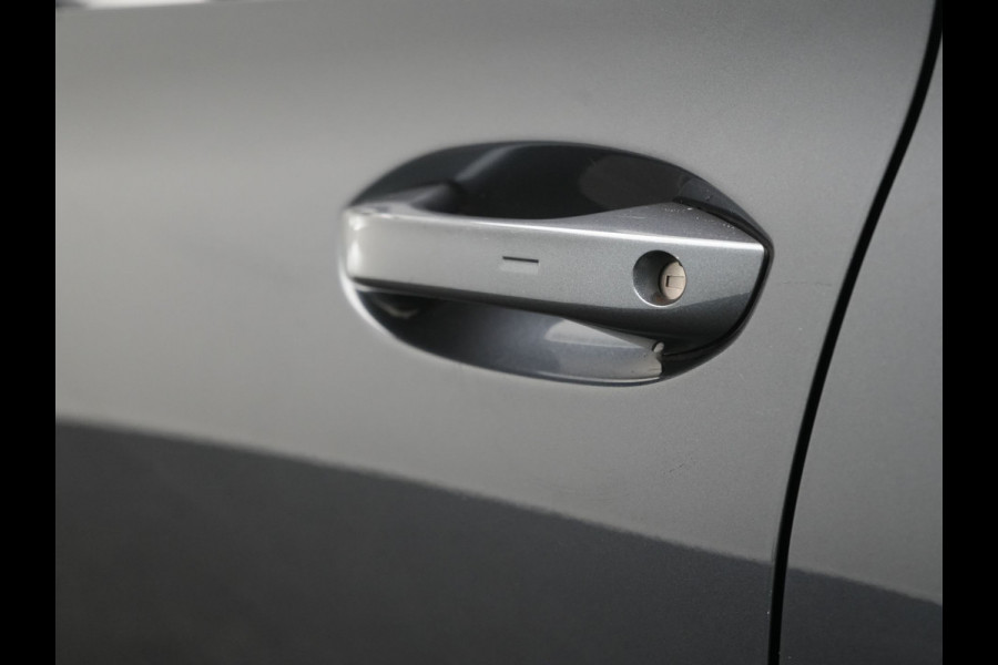 Seat Leon Sportstourer 1.4 TSI eHybrid FR Plug In Hybrid 204pk PHEV | Adaptive Cruise | Virtual | Camera | Keyless | Stuur & Stoelverwamring | 18"L.M | Apple Carplay | BLIS |