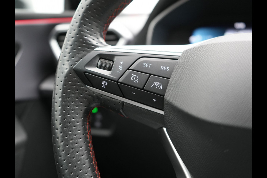 Seat Leon Sportstourer 1.4 TSI eHybrid FR Plug In Hybrid 204pk PHEV | Adaptive Cruise | Virtual | Camera | Keyless | Stuur & Stoelverwamring | 18"L.M | Apple Carplay | BLIS |