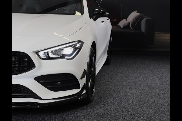 Mercedes-Benz CLA-Klasse 250 e AMG Line / AUT / Digital Cockpit / Cruise Control / Sfeerverlichting / Camera / Pano