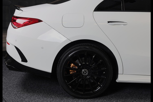 Mercedes-Benz CLA-Klasse 250 e AMG Line / AUT / Digital Cockpit / Cruise Control / Sfeerverlichting / Camera / Pano