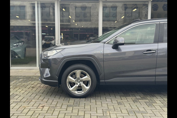 Toyota RAV4 2.5 Hybrid Style | Panoramadak, Dodehoekherkenning, 18 inch, Parkeersensoren, Stoel + Stuurverwarming
