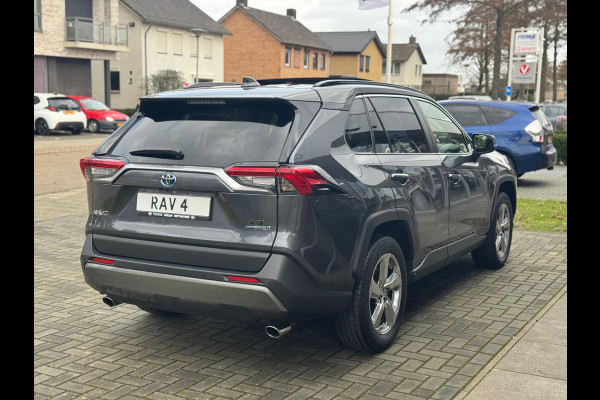 Toyota RAV4 2.5 Hybrid Style | Panoramadak, Dodehoekherkenning, 18 inch, Parkeersensoren, Stoel + Stuurverwarming
