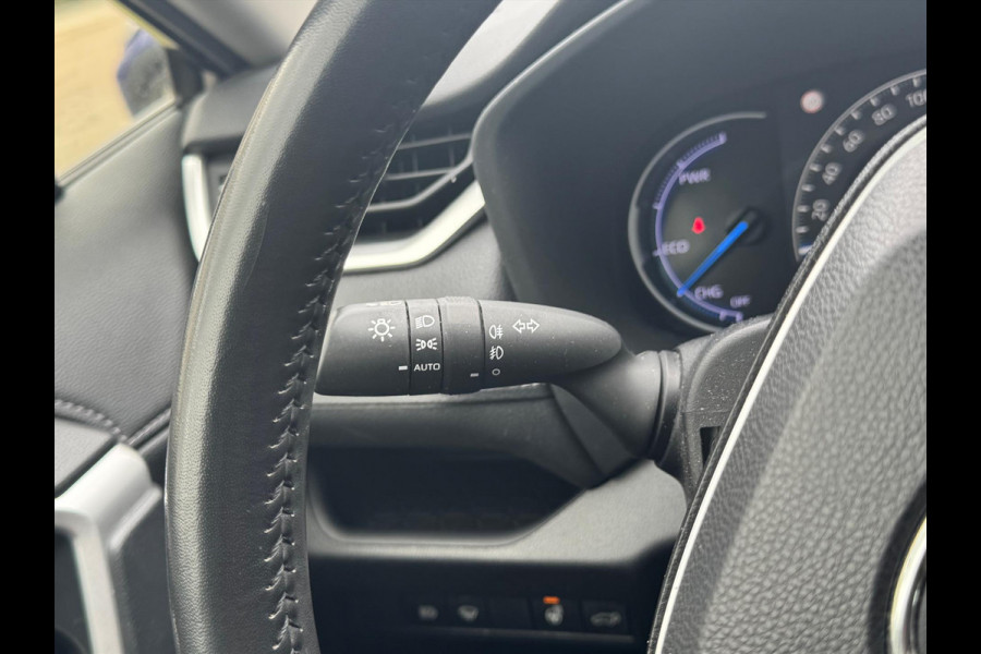Toyota RAV4 2.5 Hybrid Style | Panoramadak, Dodehoekherkenning, 18 inch, Parkeersensoren, Stoel + Stuurverwarming