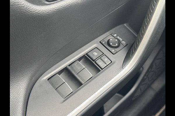 Toyota RAV4 2.5 Hybrid Style | Panoramadak, Dodehoekherkenning, 18 inch, Parkeersensoren, Stoel + Stuurverwarming