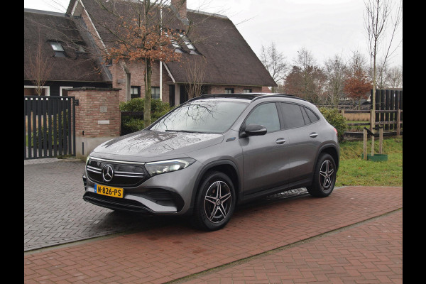 Mercedes-Benz EQA 250 Business Solution AMG 67 kWh | SOH 97% | Panoramadak | Head-Up Display | 360 Camera | Sfeerverlichting | NL-Auto |